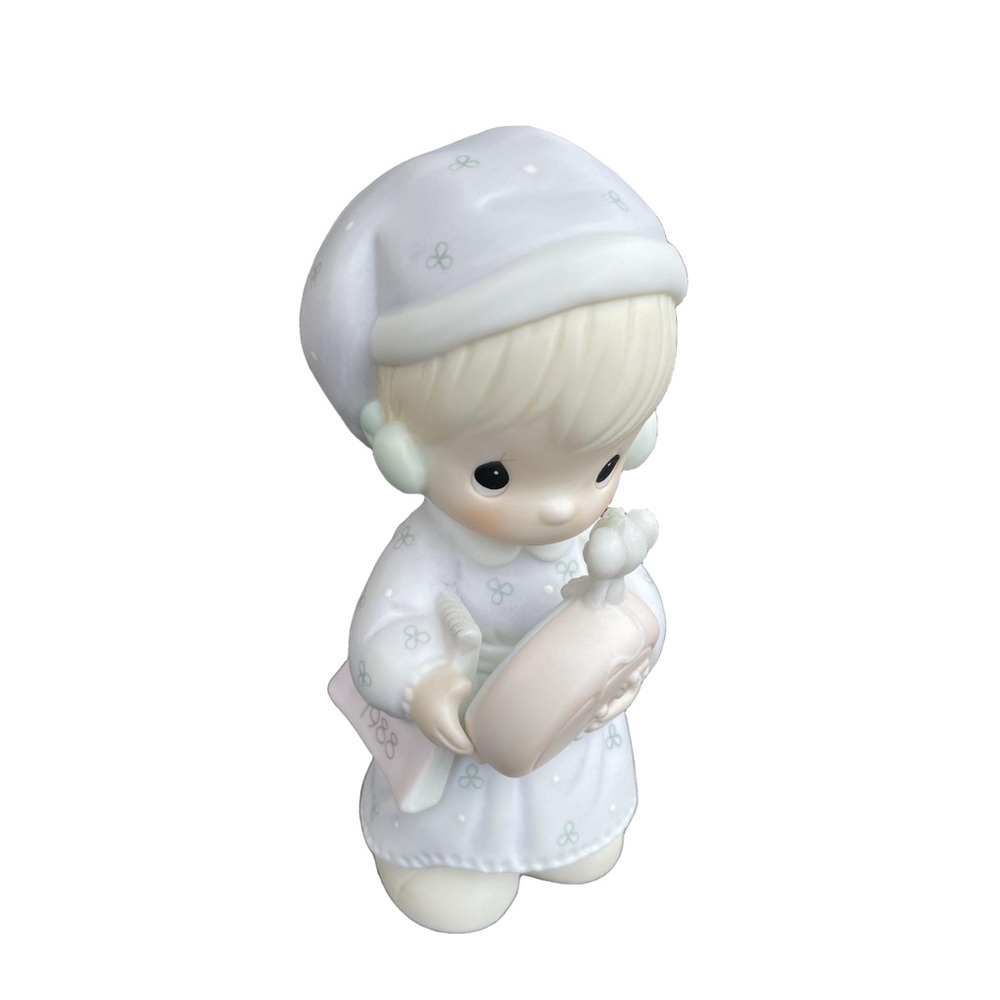 Precious Moments #115339 Time to Wish You a Merry Christmas (1988)